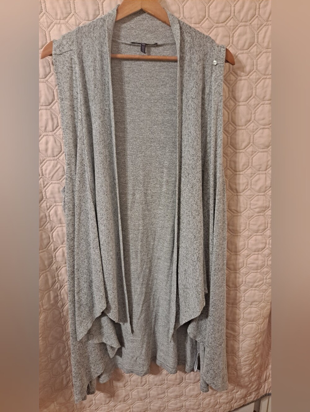 Olivia Sky Light Gray Open-Front Women's Sweater Vest Sz M